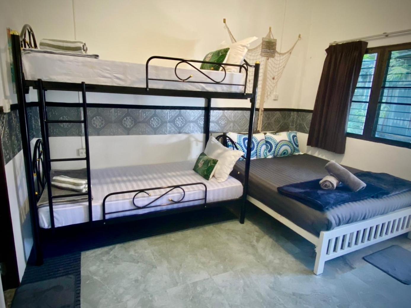 Me Hostel & Homestay At Haadrin Haad Rin Extérieur photo